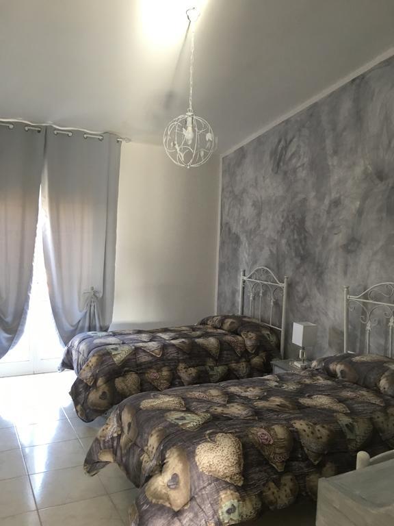 סן לאונה Bouganville מראה חיצוני תמונה