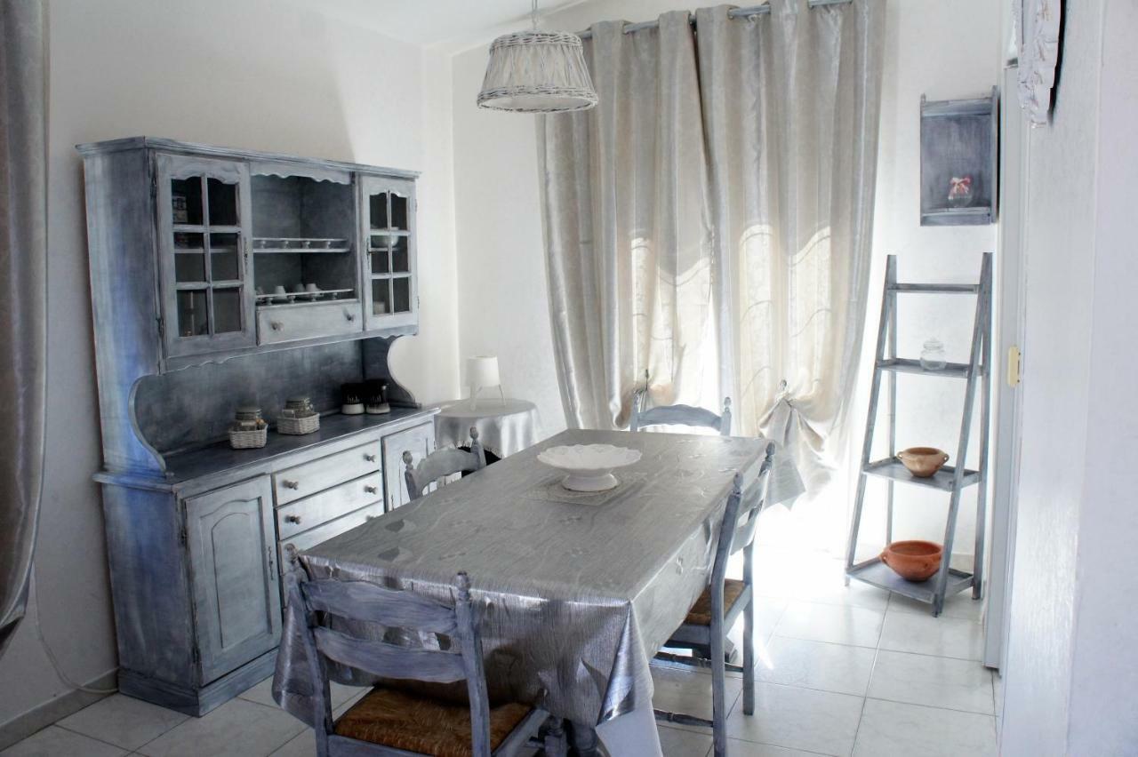 סן לאונה Bouganville מראה חיצוני תמונה